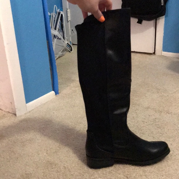 Size 6 1/2 M boots, brand Rampage. - Picture 5 of 5